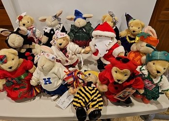 R1 Lot Of Artmark Stuffed Bears And Bunnies With Stands