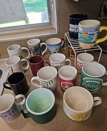 R3 Three Shelves Full Of Mugs And Four Small Risers