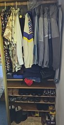 R9 Closet Full Of Men's Clothes, Shoes, And Other Items