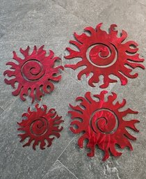 R3 Decorative Red Metal Wall Art Of Different Sizes