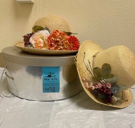 Lady's Hats With Hat Box