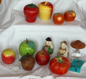 R4  Collection Of Salt And Pepper Shakers, Vintage Hazel Atlas Apple And Strawberry Trinket Jars, Glass Decor