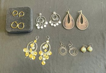 Rm6 Costume Jewelry To Include Seven Earrings And A Black Jewelry Box