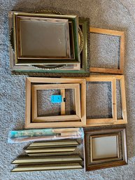R13 Collection Of Empty Frames And Framing Pieces