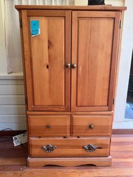 R5 Dresser With Doors And Drawers 4ft 4in Tall 2ft 6.5in Wide 17in Deep