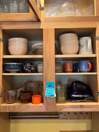 Pyrex Small Bowls, Measuring Cups, Kitchen Aidhand Mixer, Coffee Mugs, Glass Casserole Dishes, Variety Of Bowl