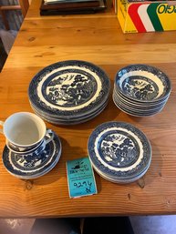 Willow Pattern Johnson Brothers Dinner Pkates, Bowls, Bread Plate, Cups And Saucers