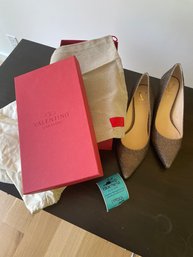 VC Signature Womens Shoes In A Valentino Box With Duster Bags