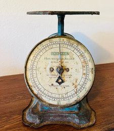 R10 Antique Universal Household Scale - Landers Frary & Clark