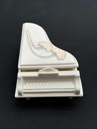 R5 Vintage LaFavorita Creazione Originale Porcelain Art Deco Piano Trinket Box