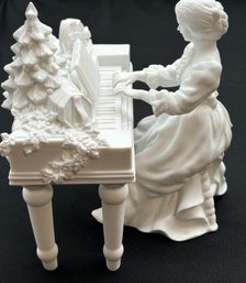 R5 Dept 56 Winter Silhouette Carols Around The Spinet 2 Piece Piano Figurine