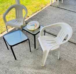 R00 Patio Furniture Two Chairs, Two Tables And Rainbow Thermometer