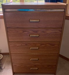 R8 Five Drawer Tall Dresser With Gold Accent
