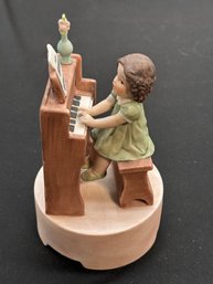 R5 Rare Bessie Pease Gutmann Figurine Harmony H 1825 Girl Playing Piano Music Box