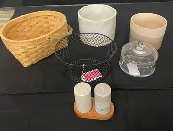 R4 Marble Salt And Pepper Shakers, Pots, Baskets, And A Glass Jar