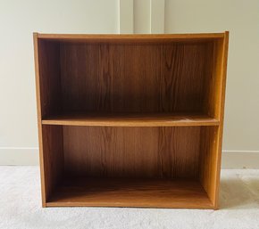 R10 Two Shelf Bookshelf