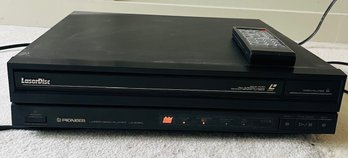 R10 Vintage Pioneer LD-838D Laservision Player Laserdiscs