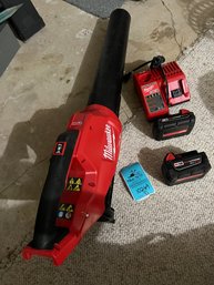 Milwaukee Leaf Blower Fuel  M18 With Two Batteries And Charger