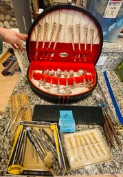 R1 Community Plated Silverware Set With Decorative Tarnish Proof Case And What Appears To Be Marked Sheffield