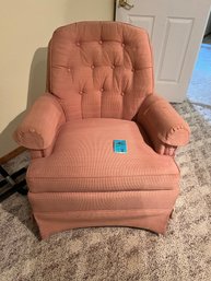 Swivel Rocking Chair 34in X 31in X 31in