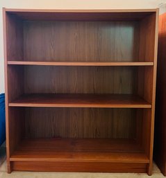 R11 Wood Bookshelf 1 Of 2