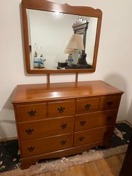 Rm2 Vanity Dresser