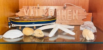 RmA4 Collection Of Small Shells, Valkommen Sign, Small Ship Trinket