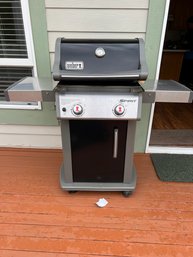 R00 Weber Spirit Grill With Propane Tank And Cover
