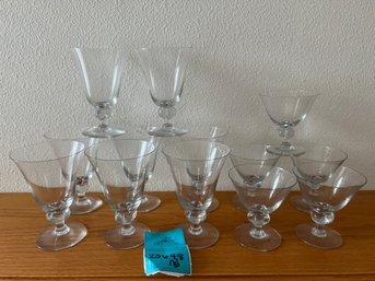 R2 Stemmed Glass Set. Eight 5.75in And Five 4in
