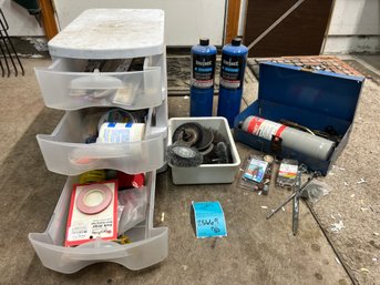 R0 Propane Torch, Fuel, Wire Brush, Plastic Storage Including Contents