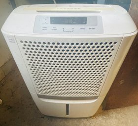 RmMC Frigidaire Dehumidifier