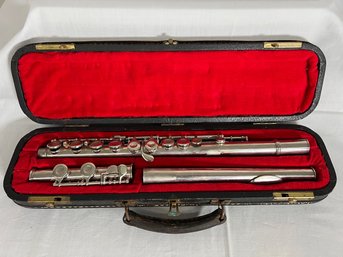 Cleveland Band Instruments The H.N. White Co.  Cleveland Ohio Flute In Original Case