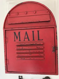 R1 Wall Mounted Mailbox, Decorative Metal Door Hanger