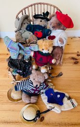 Rm1 Collection Of Stuffed Bears On Two Toy Sized Wicker Chairs