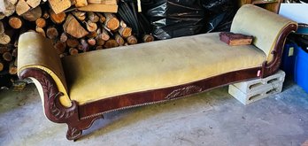 R0 Antique Sofa With Scrolled Arms And Legs Project