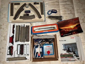 R7 Marklin Train Set.  Tracks, Controllers And Other Accessories. Please See Photos For More Details