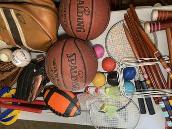 R14 Sporty Lot To Include Botchie Ball Kit, Badminton Set, Basketballs, Bowling Ball, And Others