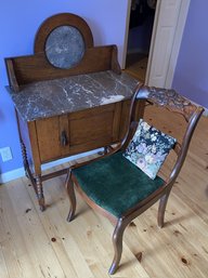 R1 Vintage Wash Table With Casters And Vintage Style Chair And Small Throw Pillow