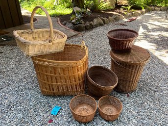 R0 Collection Of Baskets.  Please See Photos For More Details And Wear