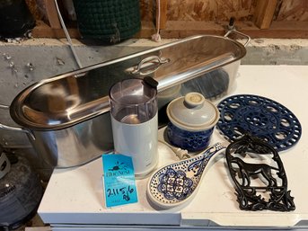 R00 26in H Fish Roaster/poacher, Pottery Gatlic Keeper And Spoon Rest, Trivets, Braun Coffee Grinder,