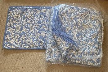 R4 Martha Stewart King Size Quilt And Two Shams Quilt Set