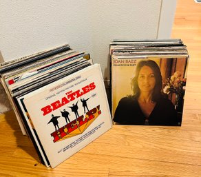 RM8 Lot Of Vinyl Records Plus Crosley Portable Record Player Beatles, Streisand, The Who, Joan Baez