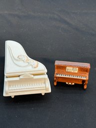 R4 Vintage Lafavorita Creazione Originale Porcelain Art Deco Piano Trinket Box And Vintage Hagen Renaker Piano