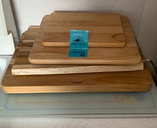 R3 Three Large Glass Cutting Boards, Four Wooden Cutting Boards, Three Small Plastic Cutting Boards