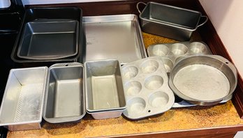 R2 Cookie Sheet, Muffin Trays, Baking Trays, Cake Pan, Loaf Pans, 8in 12in 14in