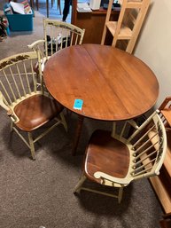 Round Table 42in And Three Chairs