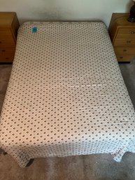 Double Bed Includes Bedding, Mattress, Boxspring And Metal Frame With Castors