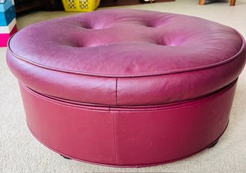 RM8 Ottoman Footstool 24in With Wheels