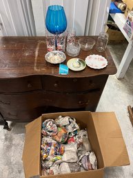 S1 Box Of Glassware And Unknown/unwrapped Items.  Please See Photos