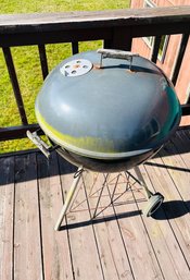 RM00 Weber Charcoal BBQ Grill